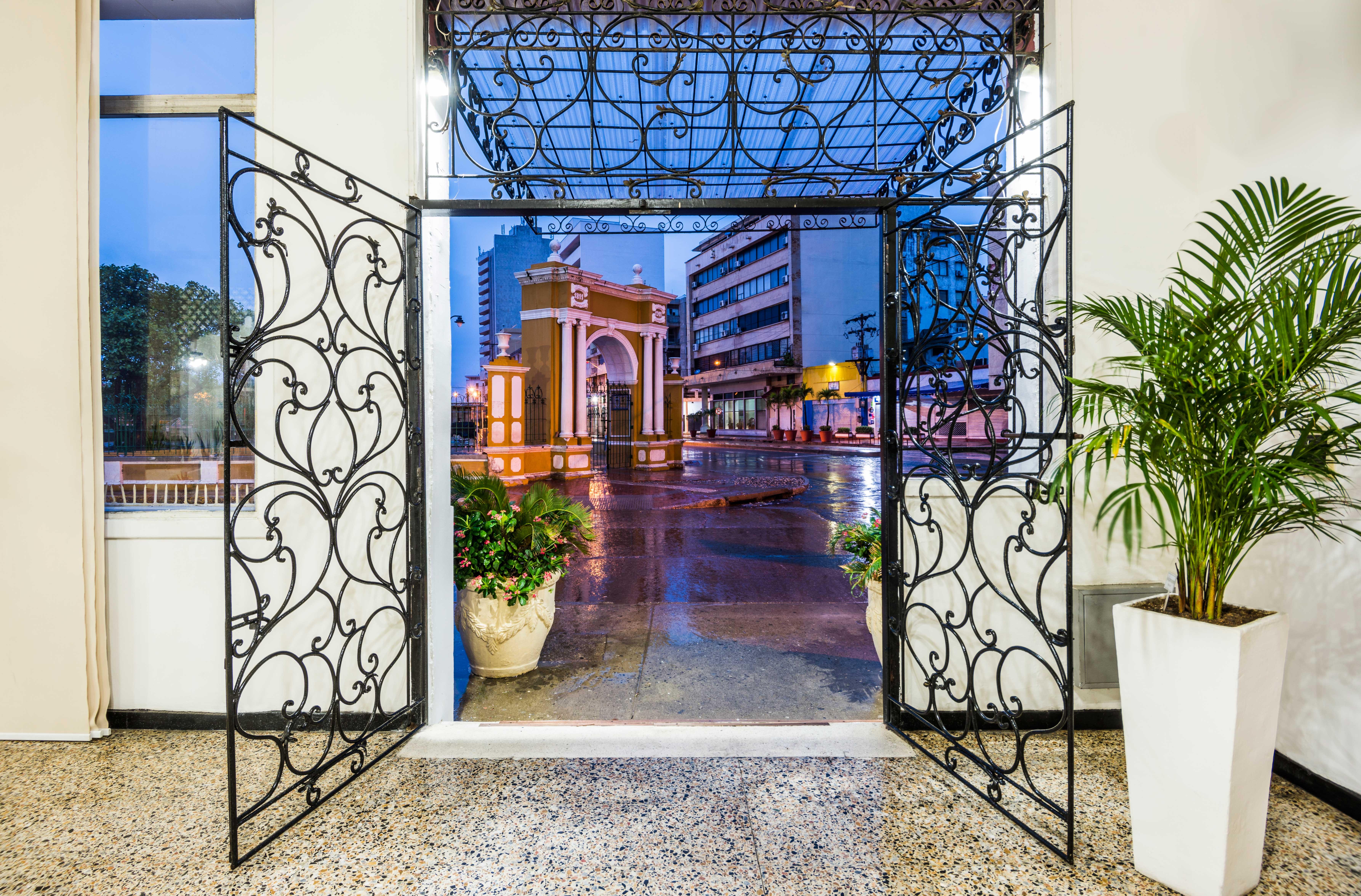 Hotel Dorado Plaza Centro Historico Cartagena المظهر الخارجي الصورة